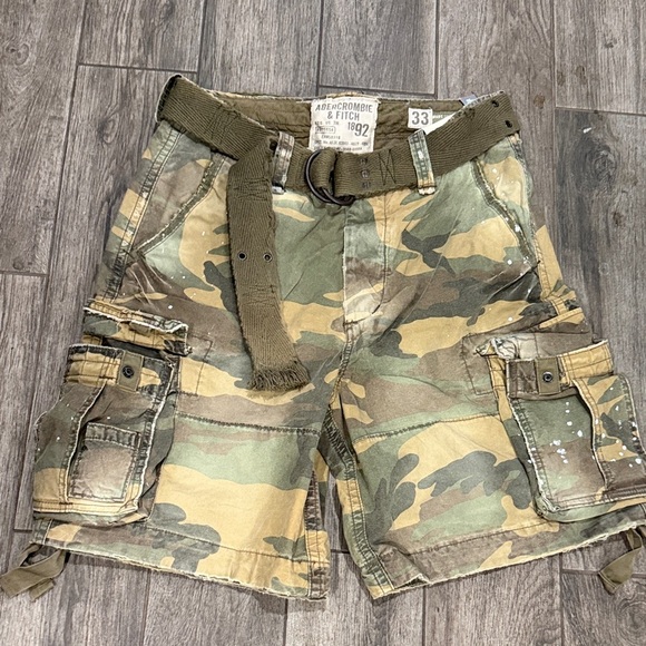 Abercrombie & Fitch Other - NWT Y2K Abercrombie & Fitch Men's 1892 Paratrouper Camo Belted Cargo Shorts